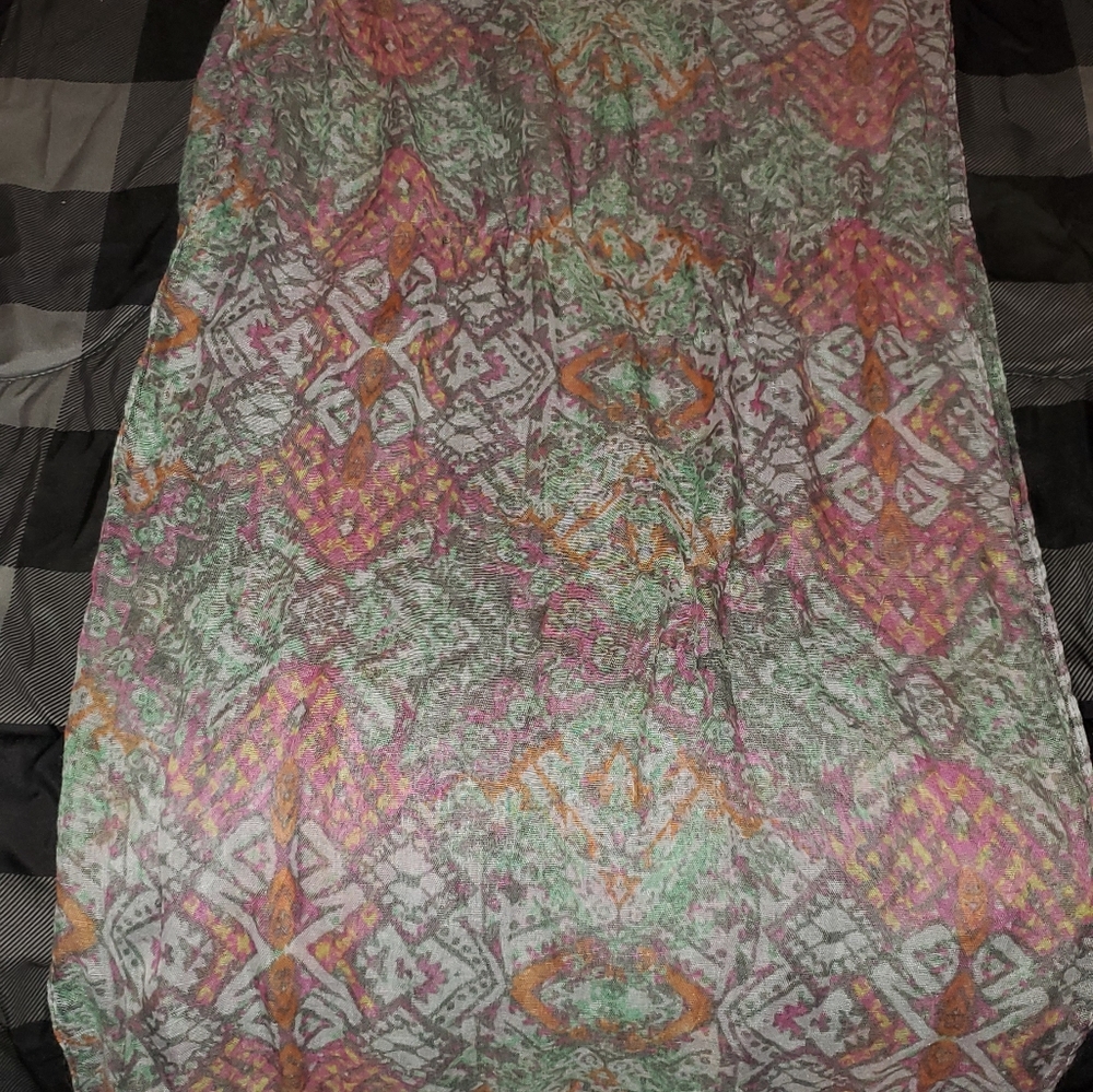 Scarves - Picture 3 of 5
